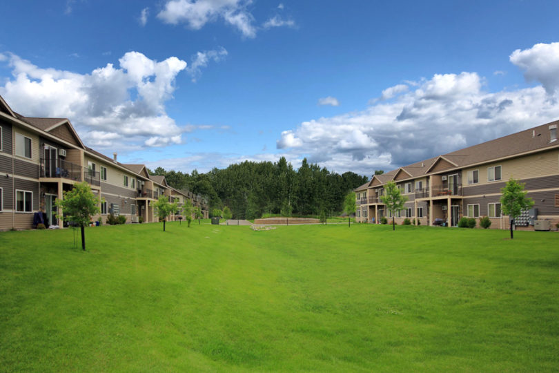 Cedar Pointe Estates | Bemidji Apartments